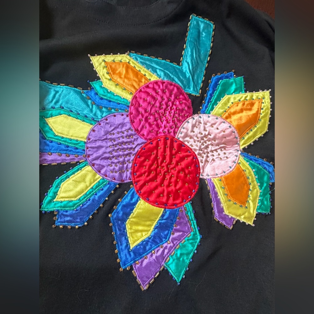 Chelsea Way Vintage Beaded Multicolor Abstract Floral Short Sleeve T-Shirt Top - Picture 2 of 12